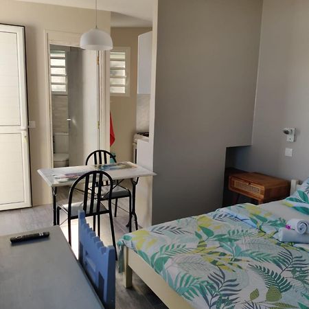 Joli Studio Cocooning & Discret, A 2Mns De La 4 Voies La Possession Exterior photo